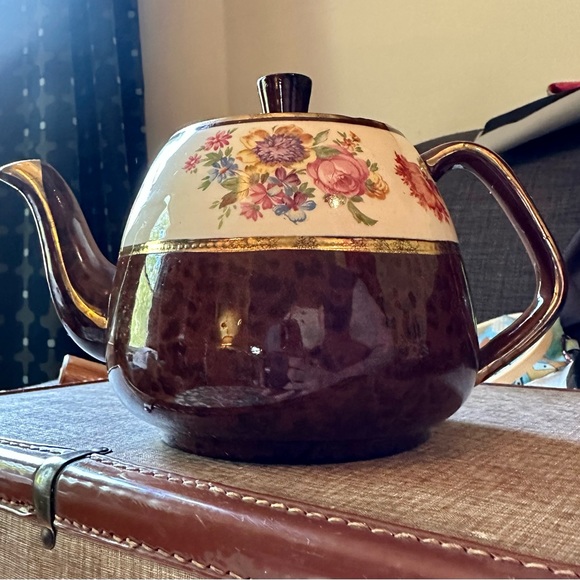 Vintage Arthur Wood teapot - Picture 2 of 8